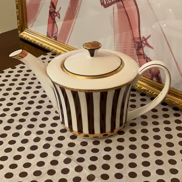 Stunning 9-Piece Henri Bendel Tea Set - Picture 3 of 16